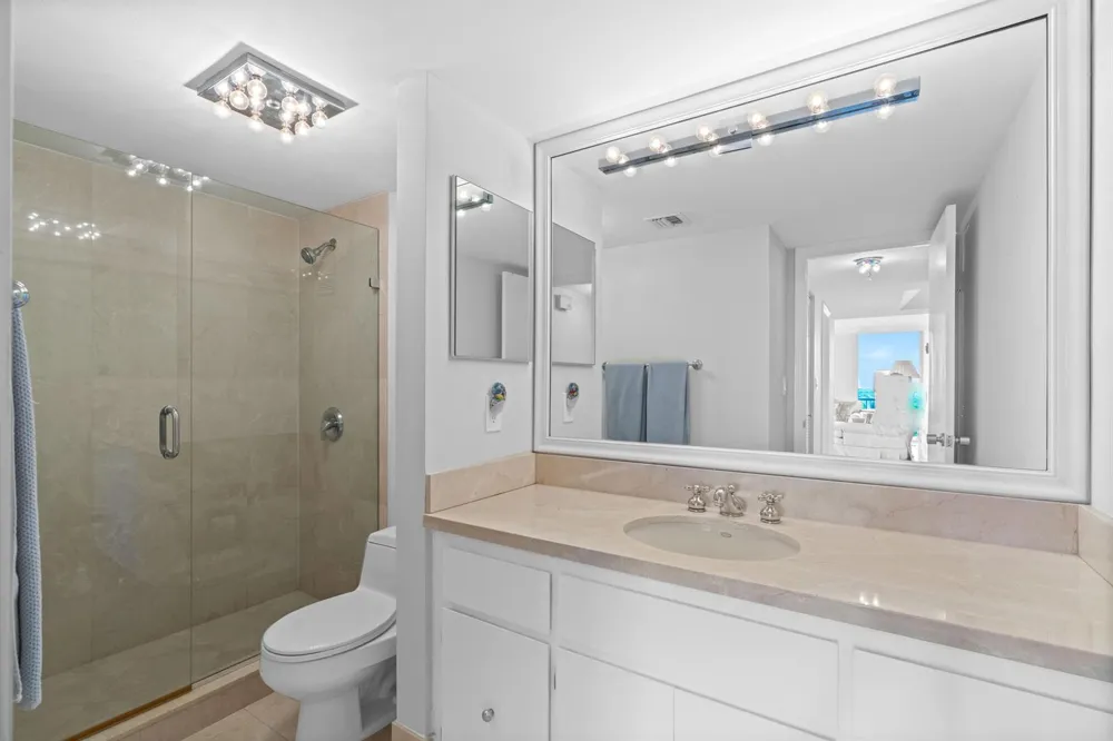5550 Ocean Drive #5c Singer Island, FL 33404