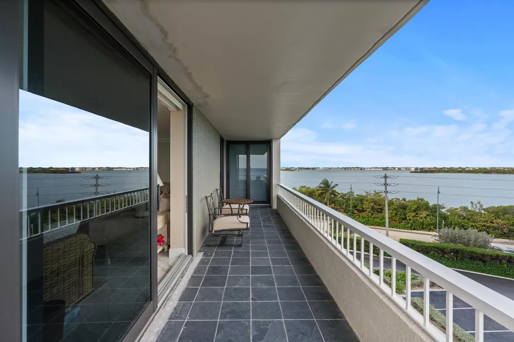 5550 Ocean Drive #5c Singer Island, FL 33404