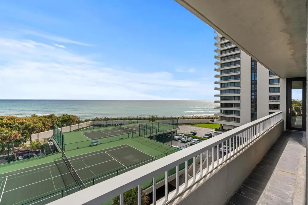 5550 Ocean Drive #5c Singer Island, FL 33404