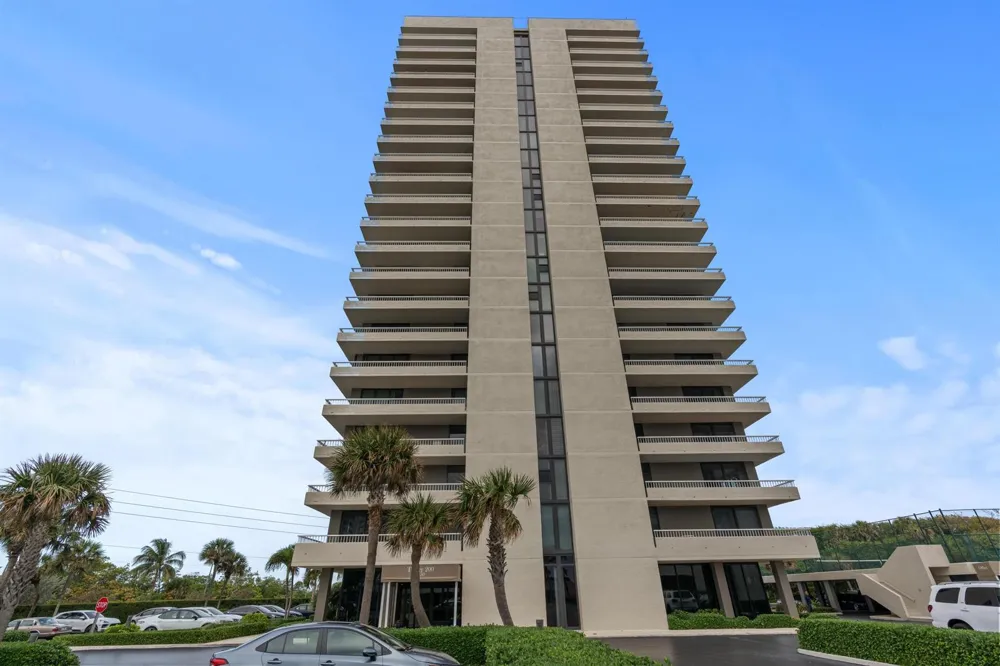 5550 Ocean Drive #5c Singer Island, FL 33404