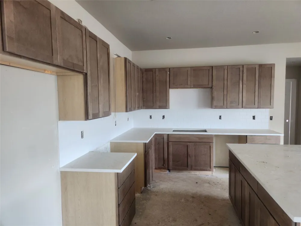 1856 Topaz Road Pryor, OK 74361