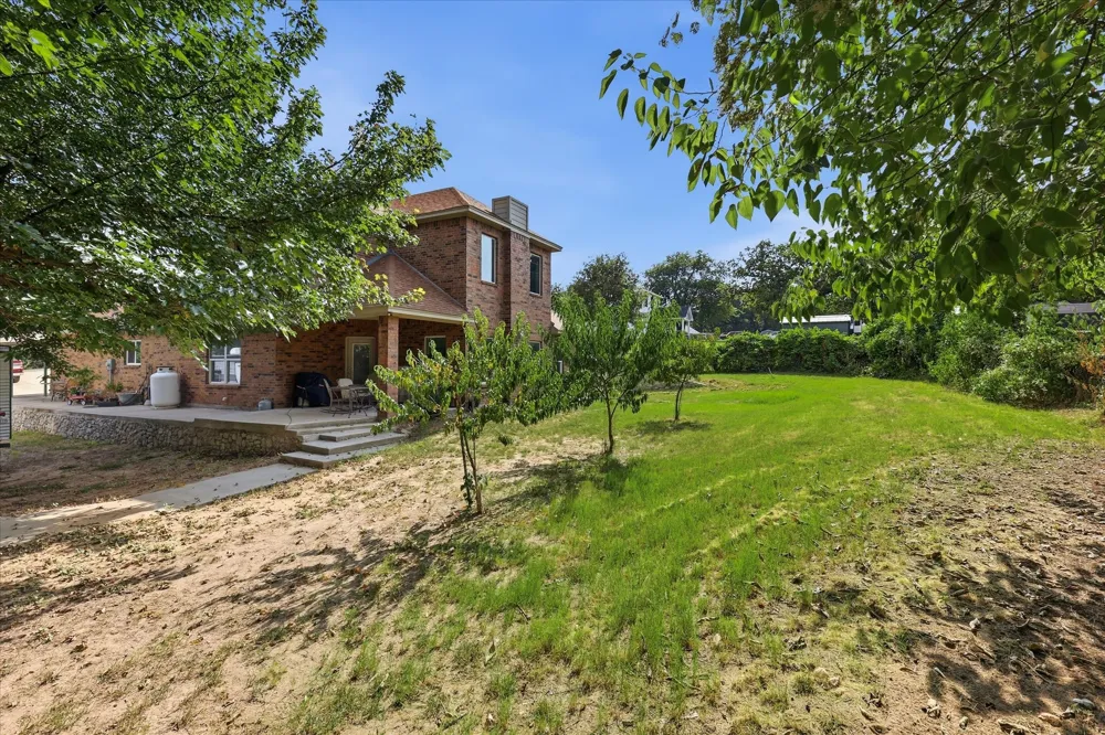7200 Courtney Drive Azle, TX 76020