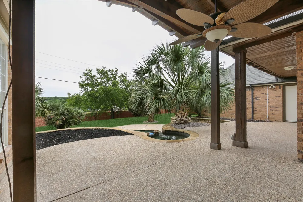 545 Oak Hill Drive Southlake, TX 76092