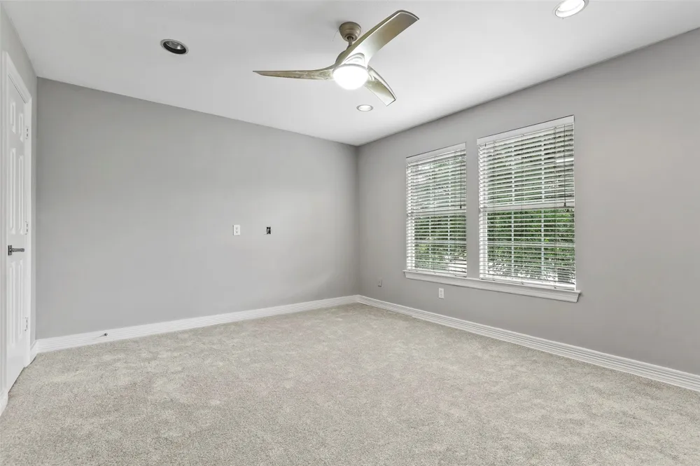 545 Oak Hill Drive Southlake, TX 76092