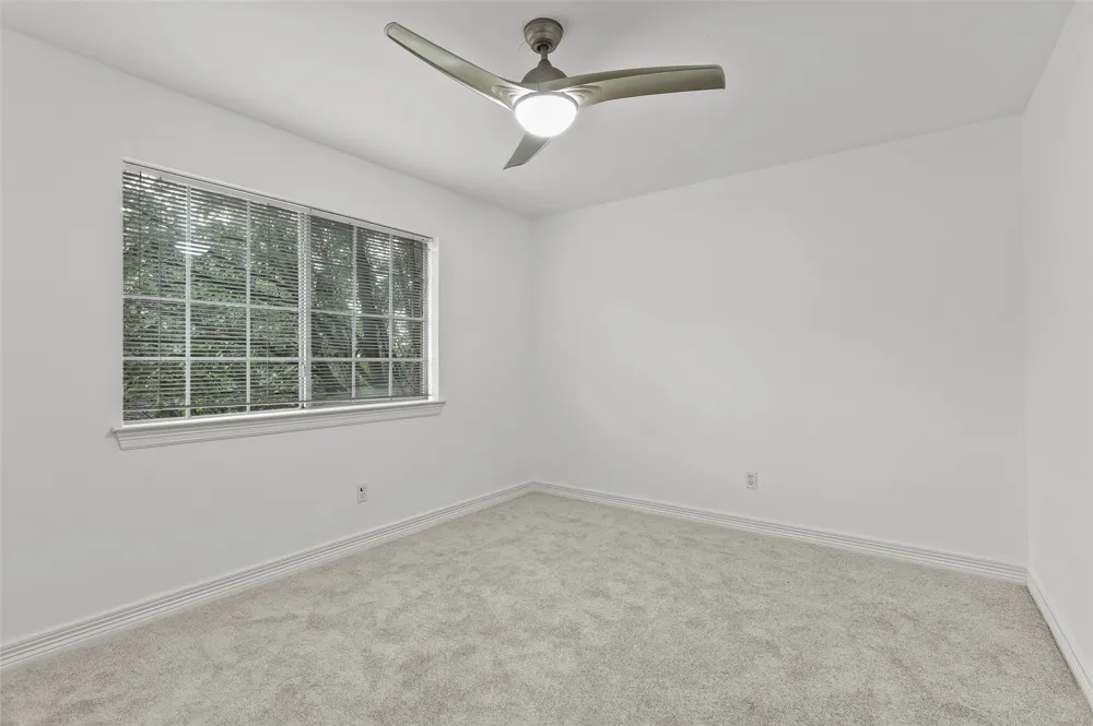 545 Oak Hill Drive Southlake, TX 76092