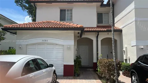 3680 NW 29th Ct