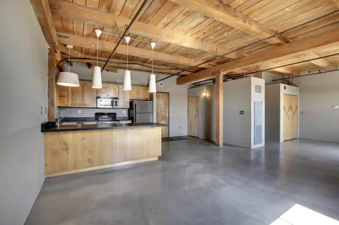 127 5th Street NE #306