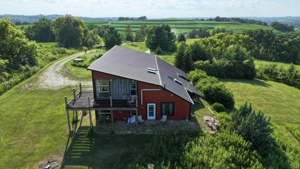 23724 341st Avenue Lanesboro, MN 55949