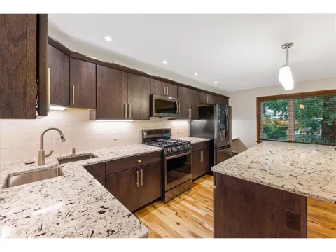 401 Ridgewood Avenue #104