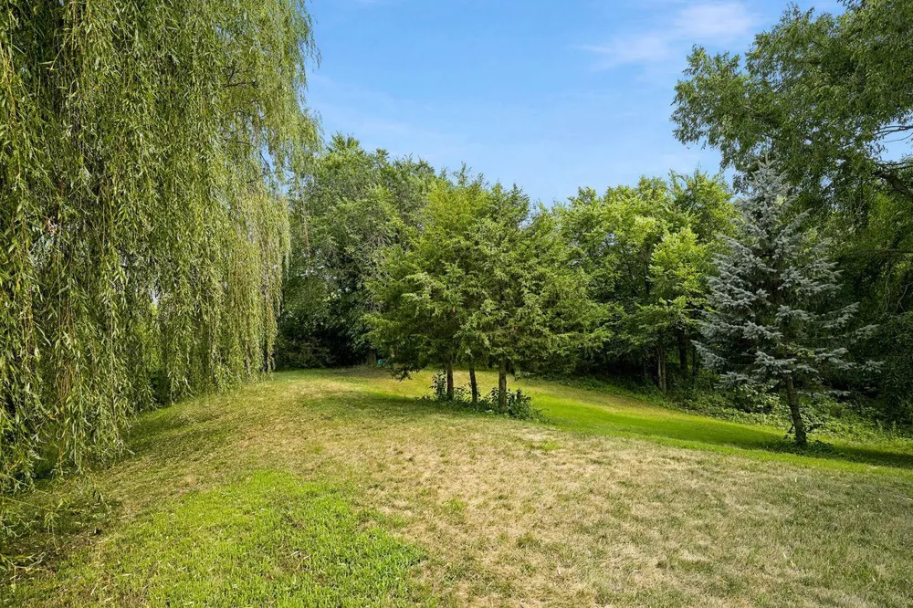 237 Adam Circle Carver, MN 55315