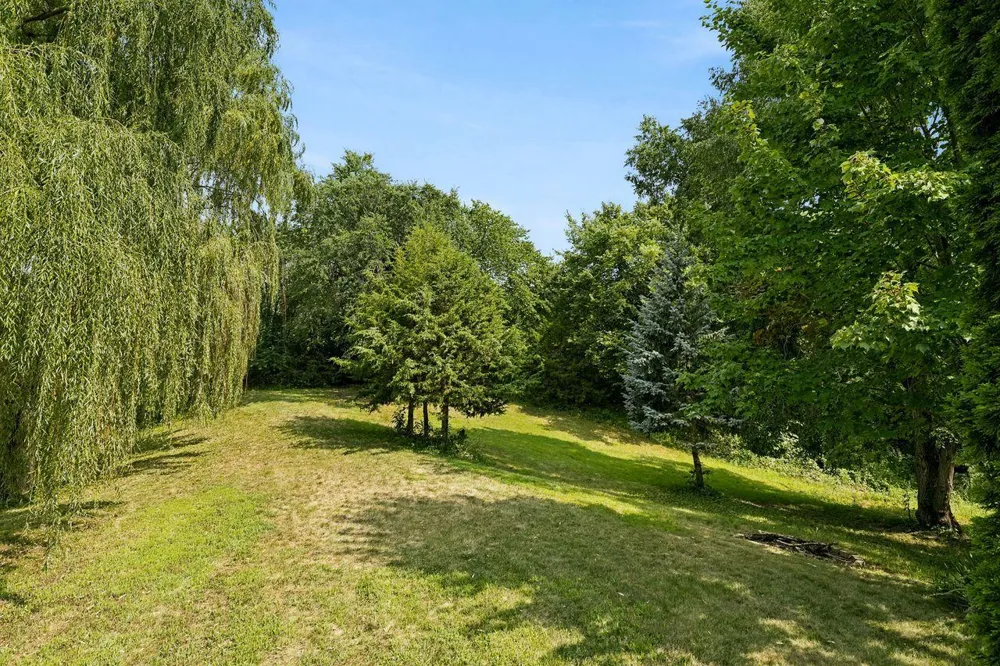 237 Adam Circle Carver, MN 55315