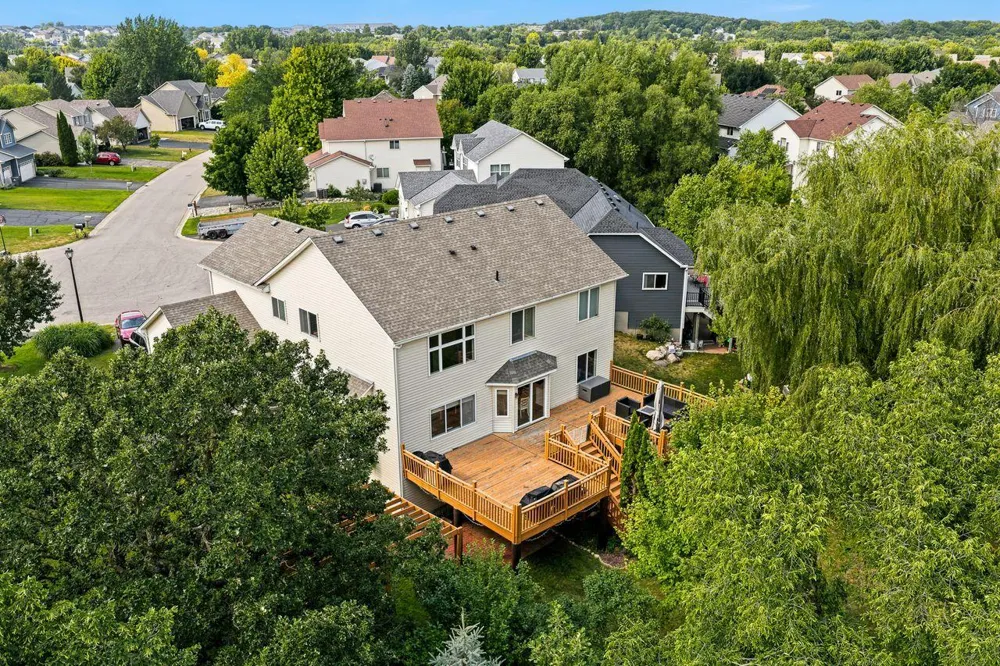 237 Adam Circle Carver, MN 55315