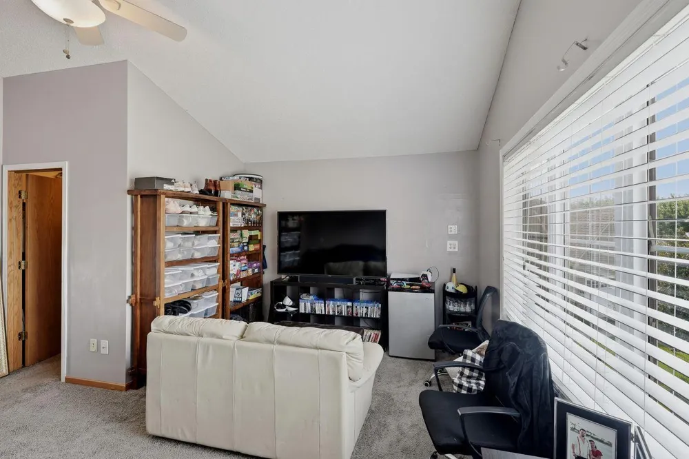 237 Adam Circle Carver, MN 55315