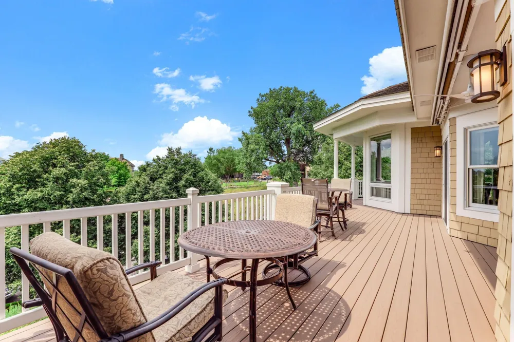 718 Widsten Circle Wayzata, MN 55391