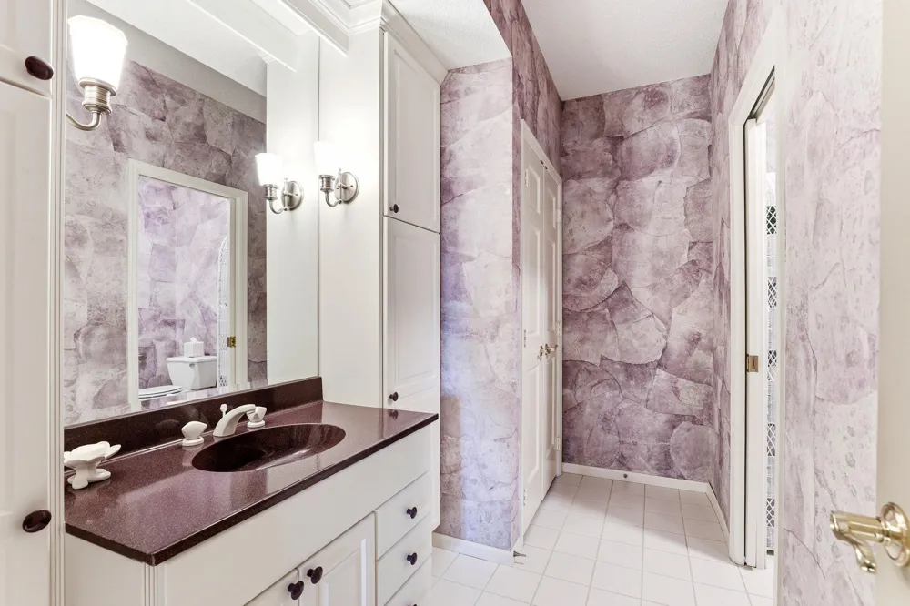 718 Widsten Circle Wayzata, MN 55391