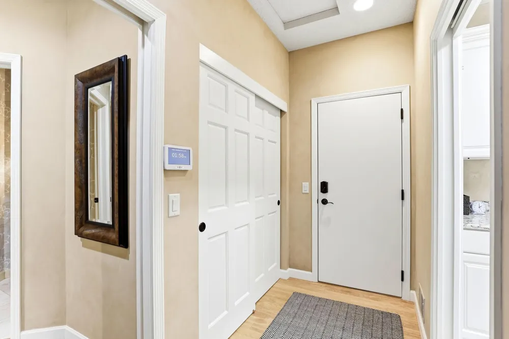 718 Widsten Circle Wayzata, MN 55391