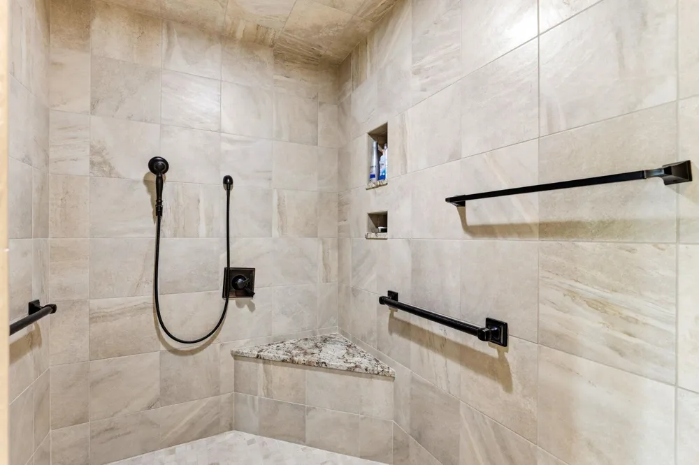 718 Widsten Circle Wayzata, MN 55391
