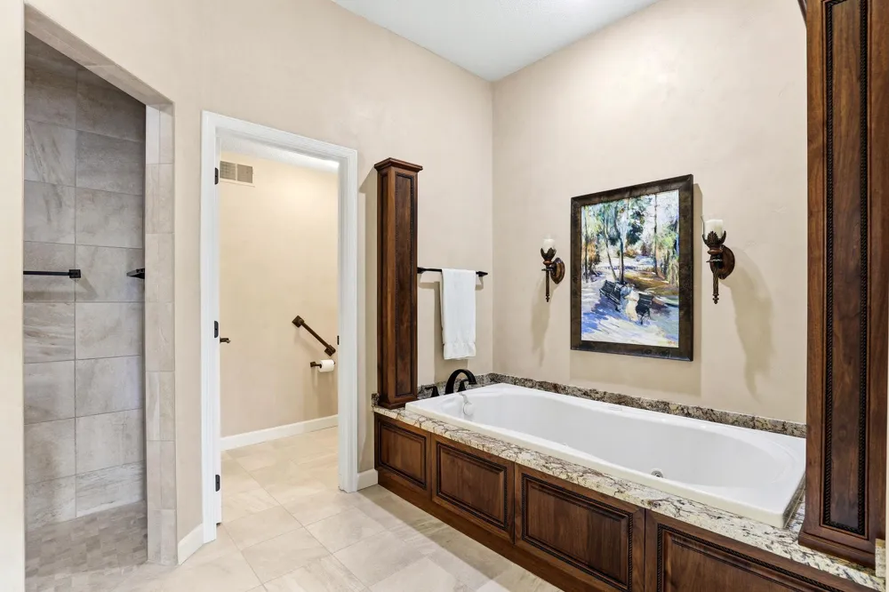718 Widsten Circle Wayzata, MN 55391