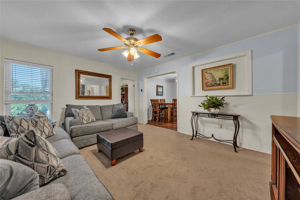 5156 County Road 304 Grandview, TX 76050