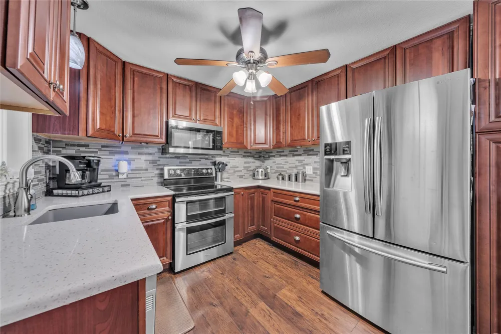 5156 County Road 304 Grandview, TX 76050