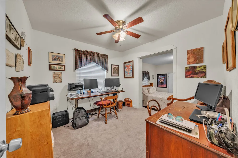 5156 County Road 304 Grandview, TX 76050