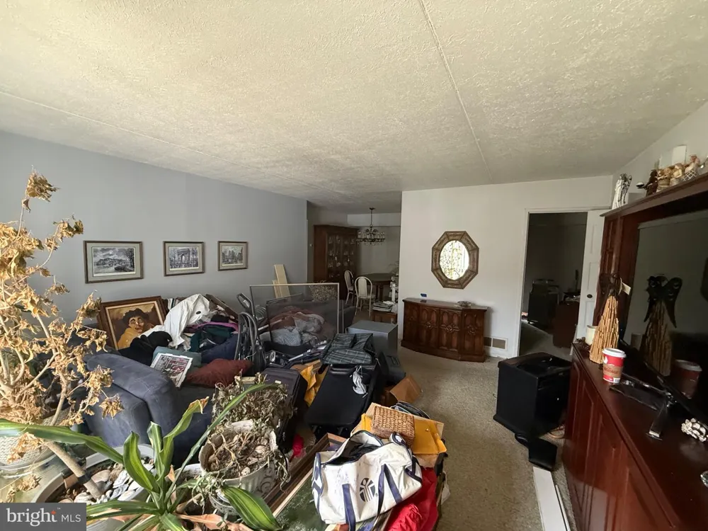 231 JAMES CT COURT Marlton, NJ 08053