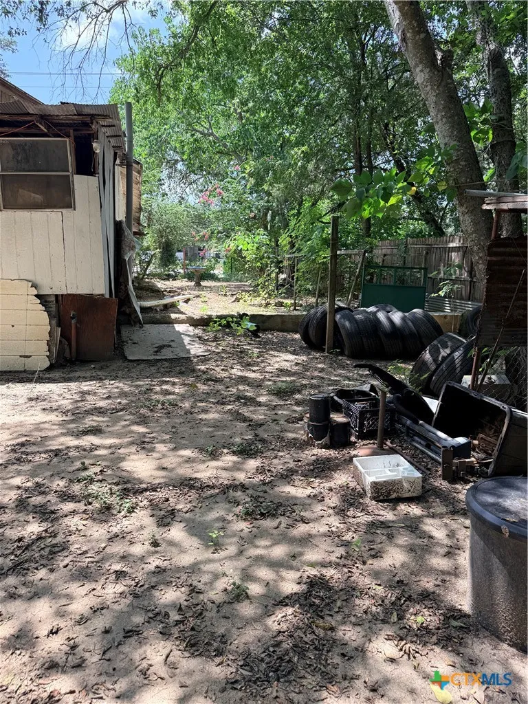1414 Main Street Blanco, TX 78606