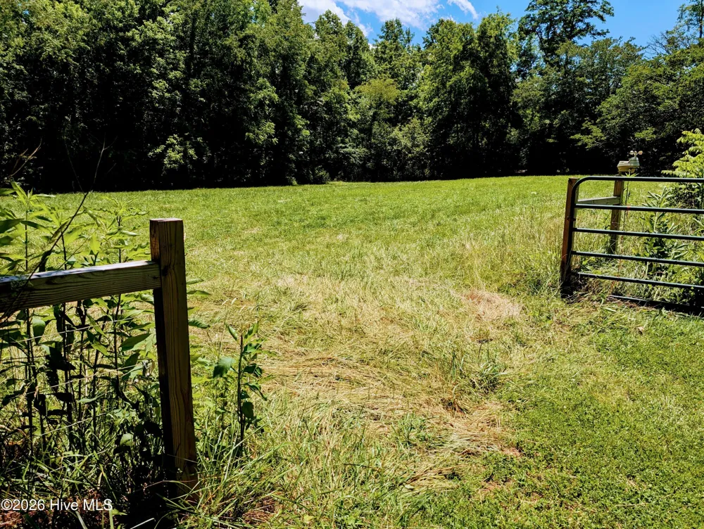 169 E Vineyard Road Hayesville, NC 28904