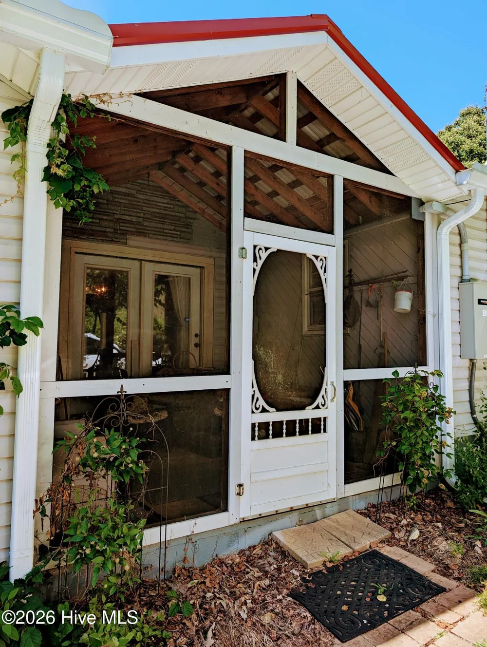 169 E Vineyard Road Hayesville, NC 28904