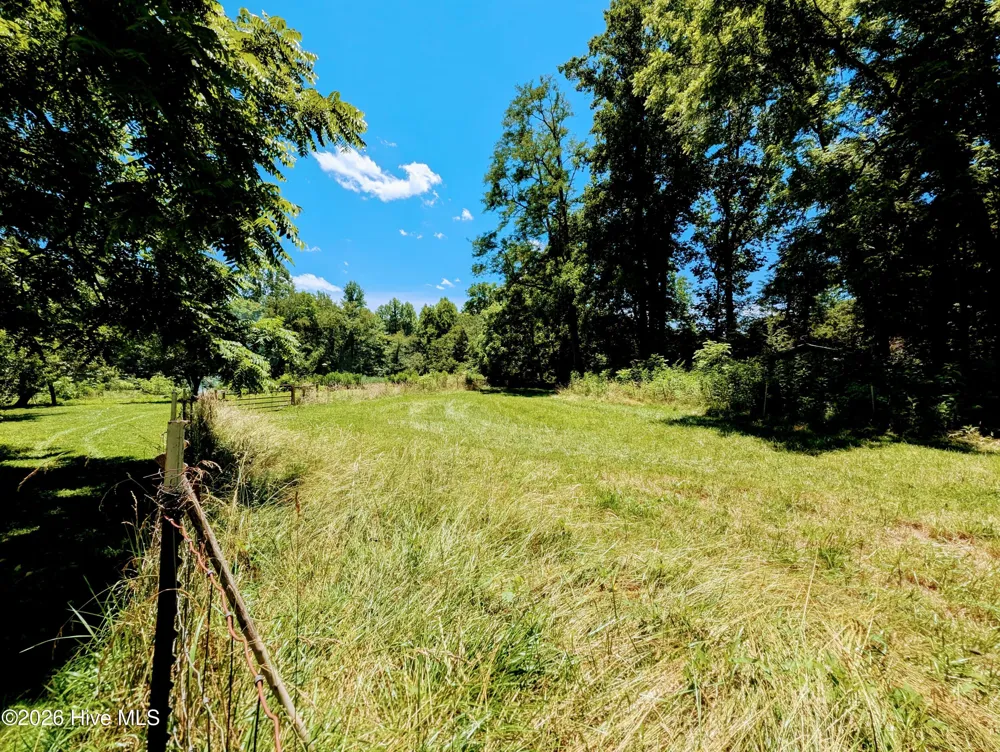 169 E Vineyard Road Hayesville, NC 28904