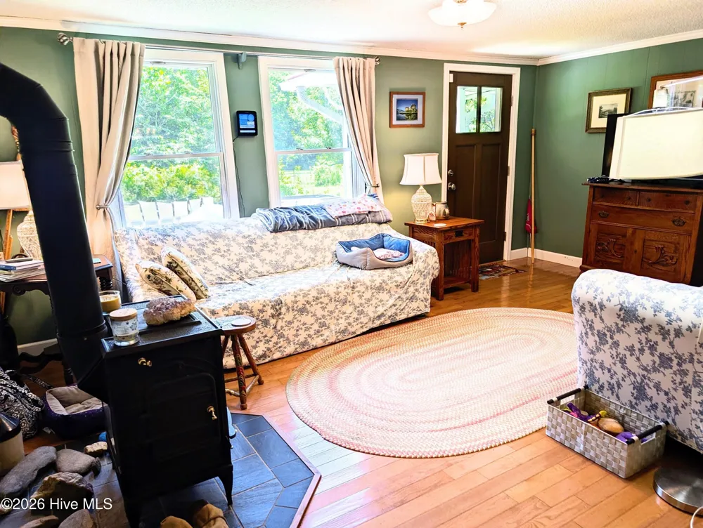 169 E Vineyard Road Hayesville, NC 28904