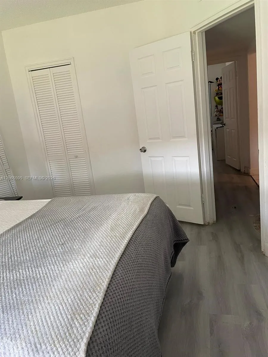 3551 SW 11th St #7B Miami, FL 33135