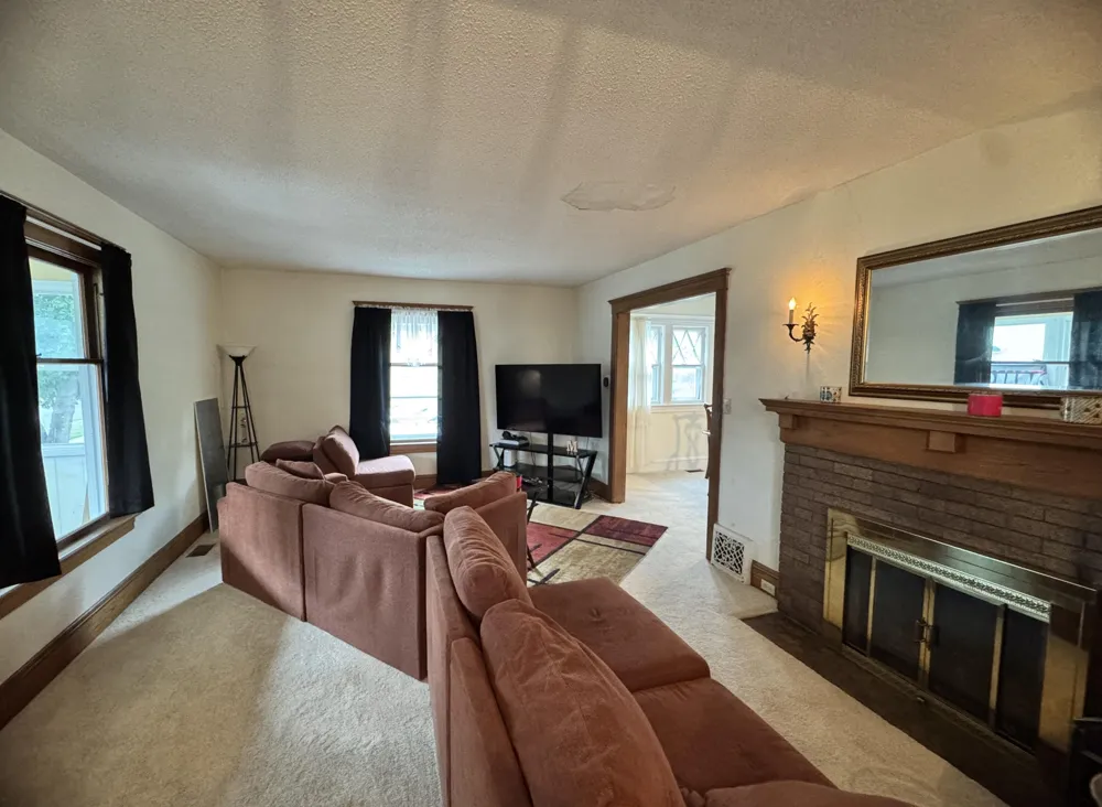 910 3rd Street Jackson City, MI 49203