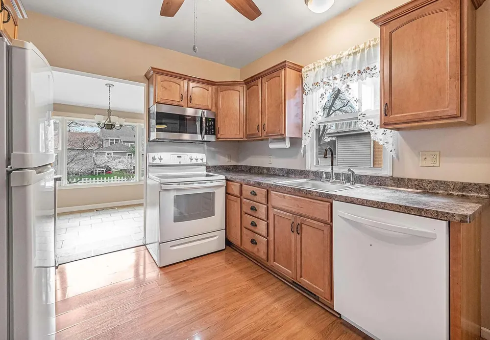 910 3rd Street Jackson City, MI 49203