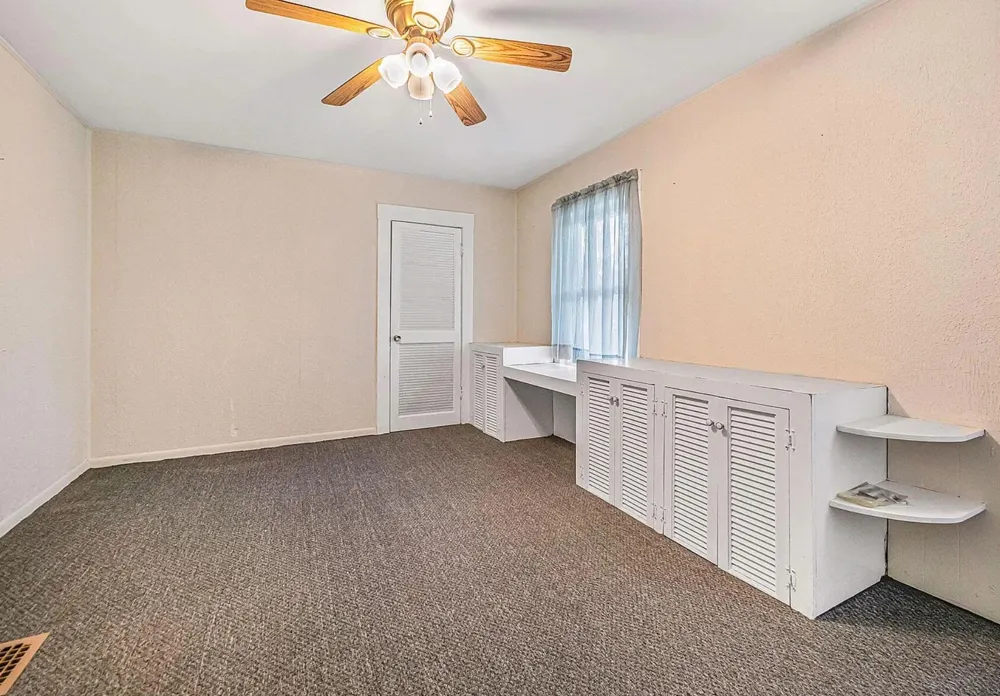 910 3rd Street Jackson City, MI 49203