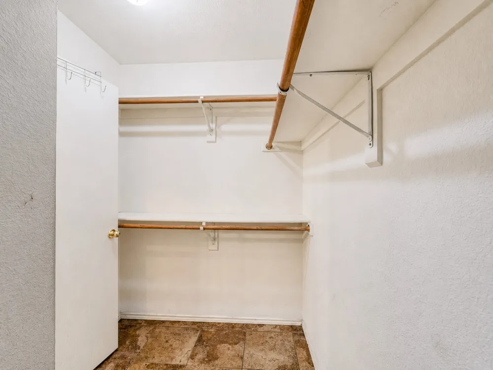 1908 Chapman Drive Lancaster, TX 75134