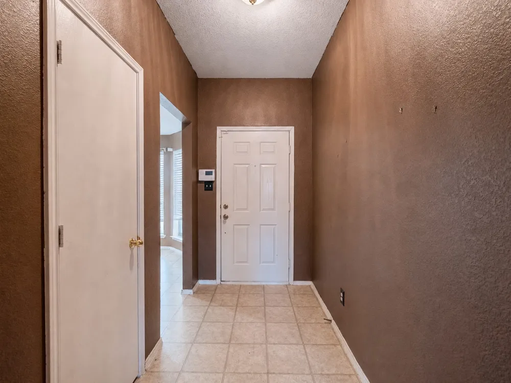 1908 Chapman Drive Lancaster, TX 75134