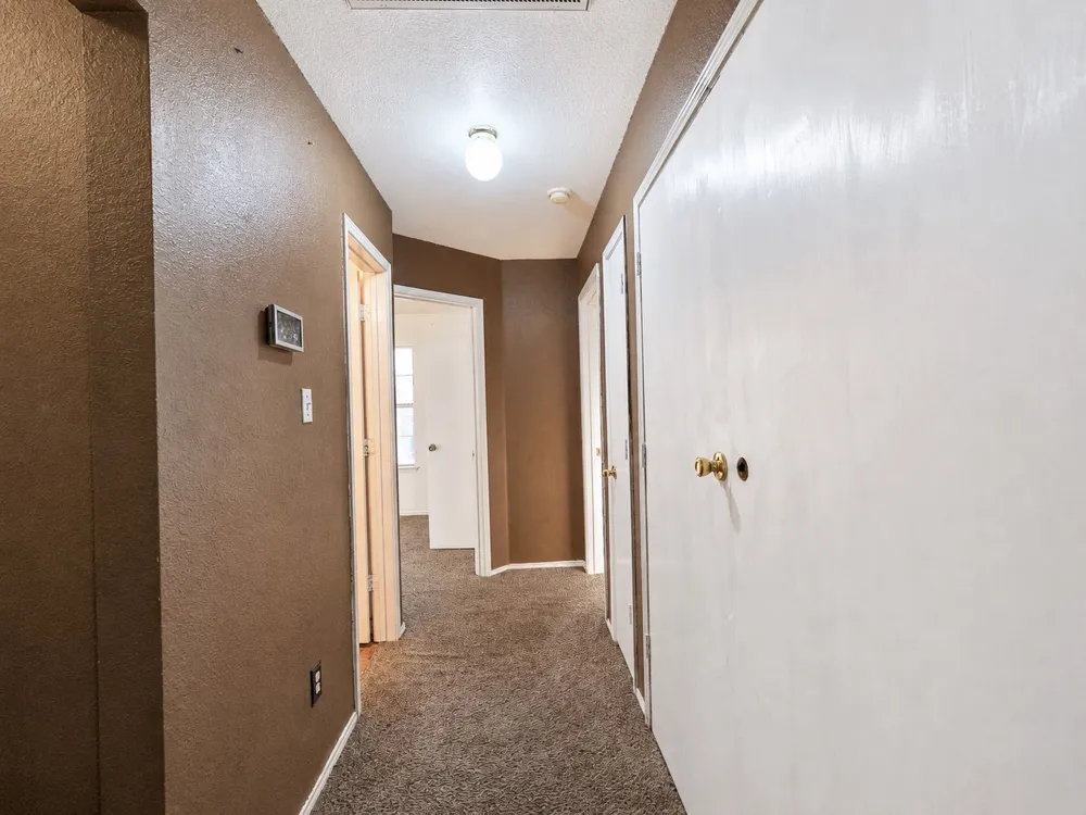 1908 Chapman Drive Lancaster, TX 75134