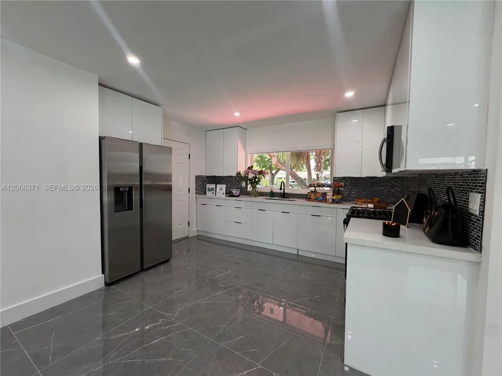 9934 SW 195th St Cutler Bay, FL 33157