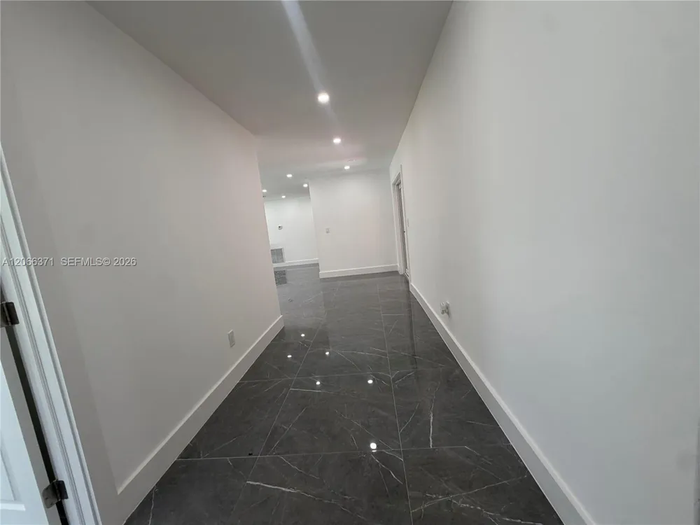 9934 SW 195th St Cutler Bay, FL 33157