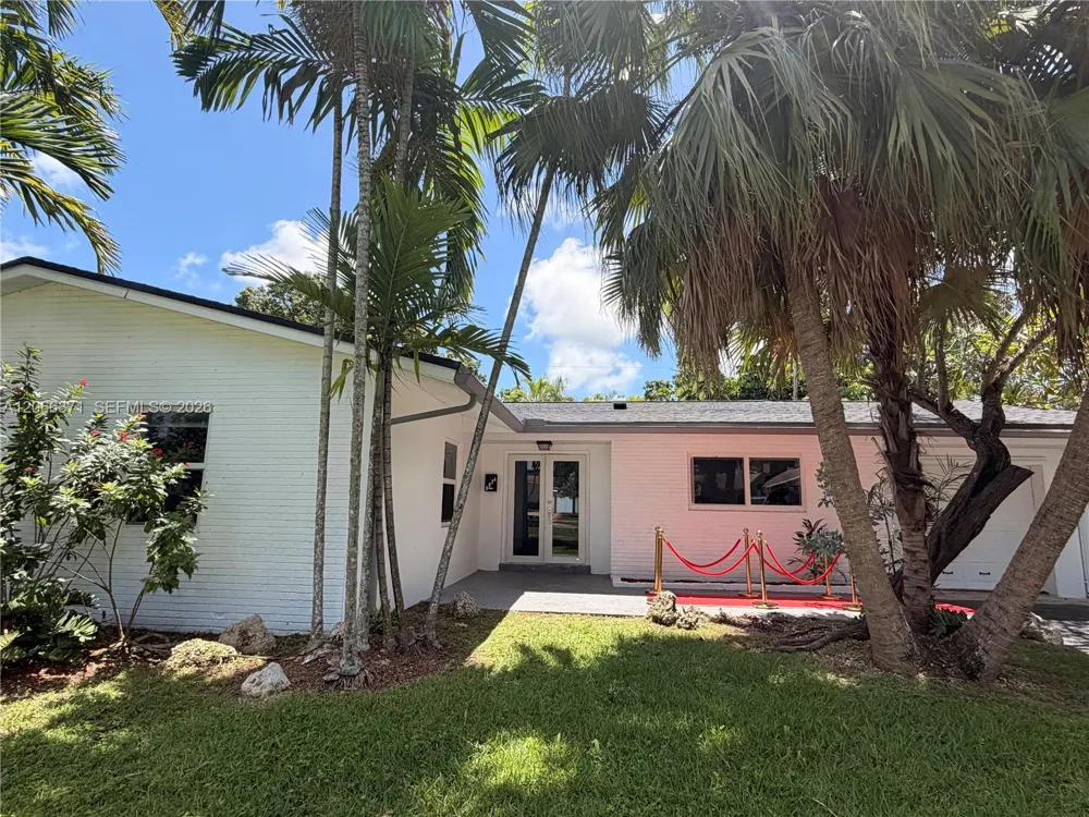 9934 SW 195th St Cutler Bay, FL 33157