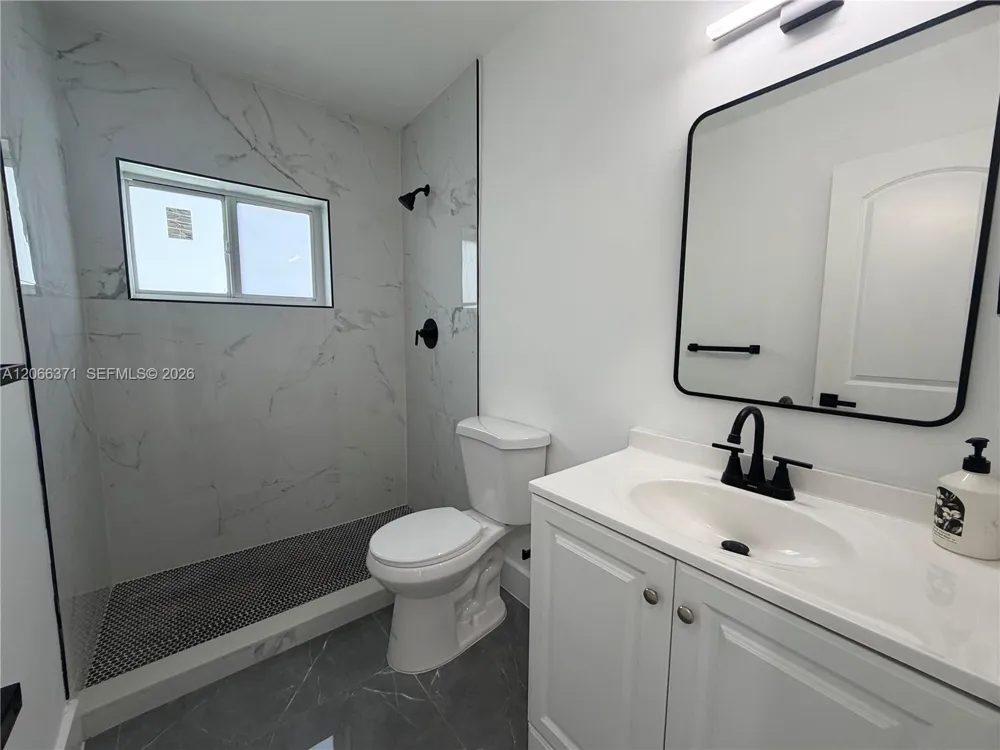 9934 SW 195th St Cutler Bay, FL 33157