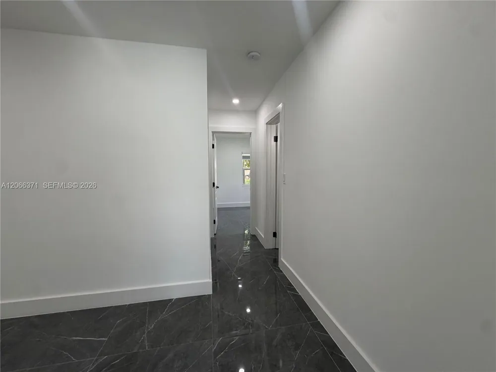 9934 SW 195th St Cutler Bay, FL 33157
