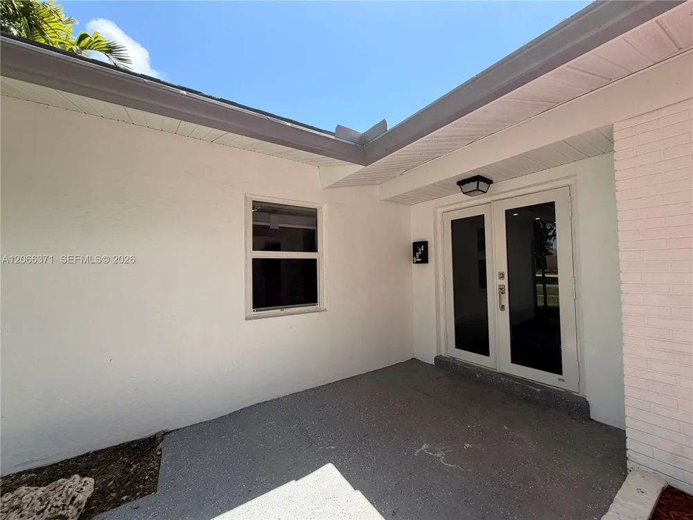 9934 SW 195th St Cutler Bay, FL 33157