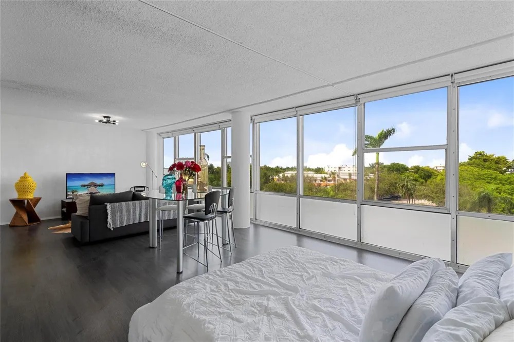 900 Bay Drive #303 Miami Beach, FL 33141