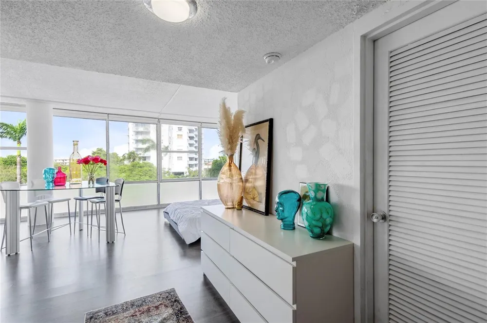 900 Bay Drive #303 Miami Beach, FL 33141