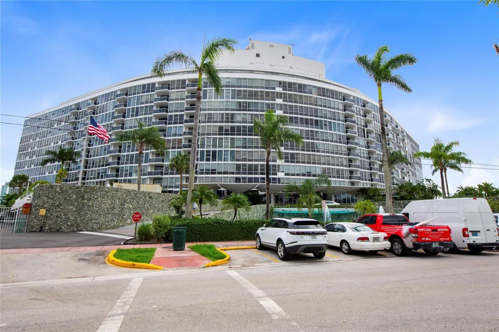 900 Bay Drive #303 Miami Beach, FL 33141