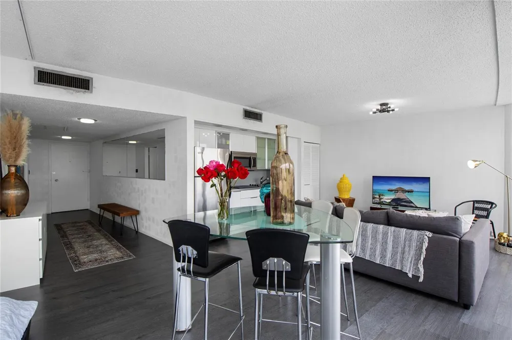 900 Bay Drive #303 Miami Beach, FL 33141