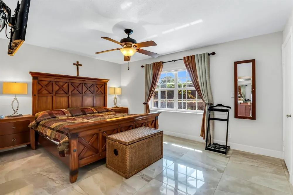 19626 Sea Pines Way Boca Raton, FL 33498