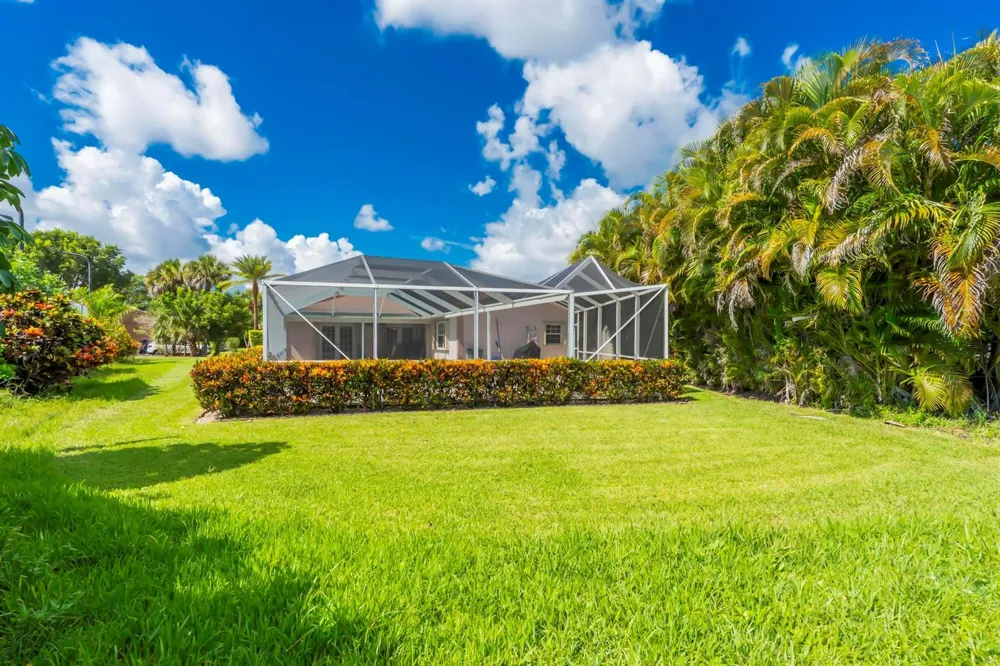 19626 Sea Pines Way Boca Raton, FL 33498